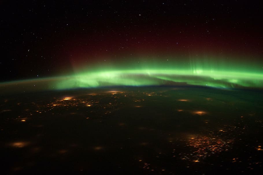 aurora borealis from space wallpaper